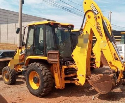 Retroescavadeira JCB 3CX Beltreq Maquinas Pesadas