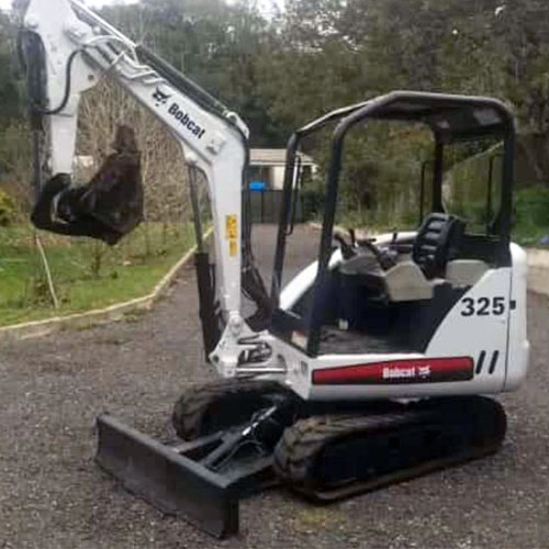 Mini escavadeira bobcat 325 Beltreq Máquinas Pesadas